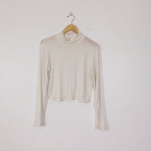 *Caution to the Wind White Ribbed Turtleneck Long Sleeve